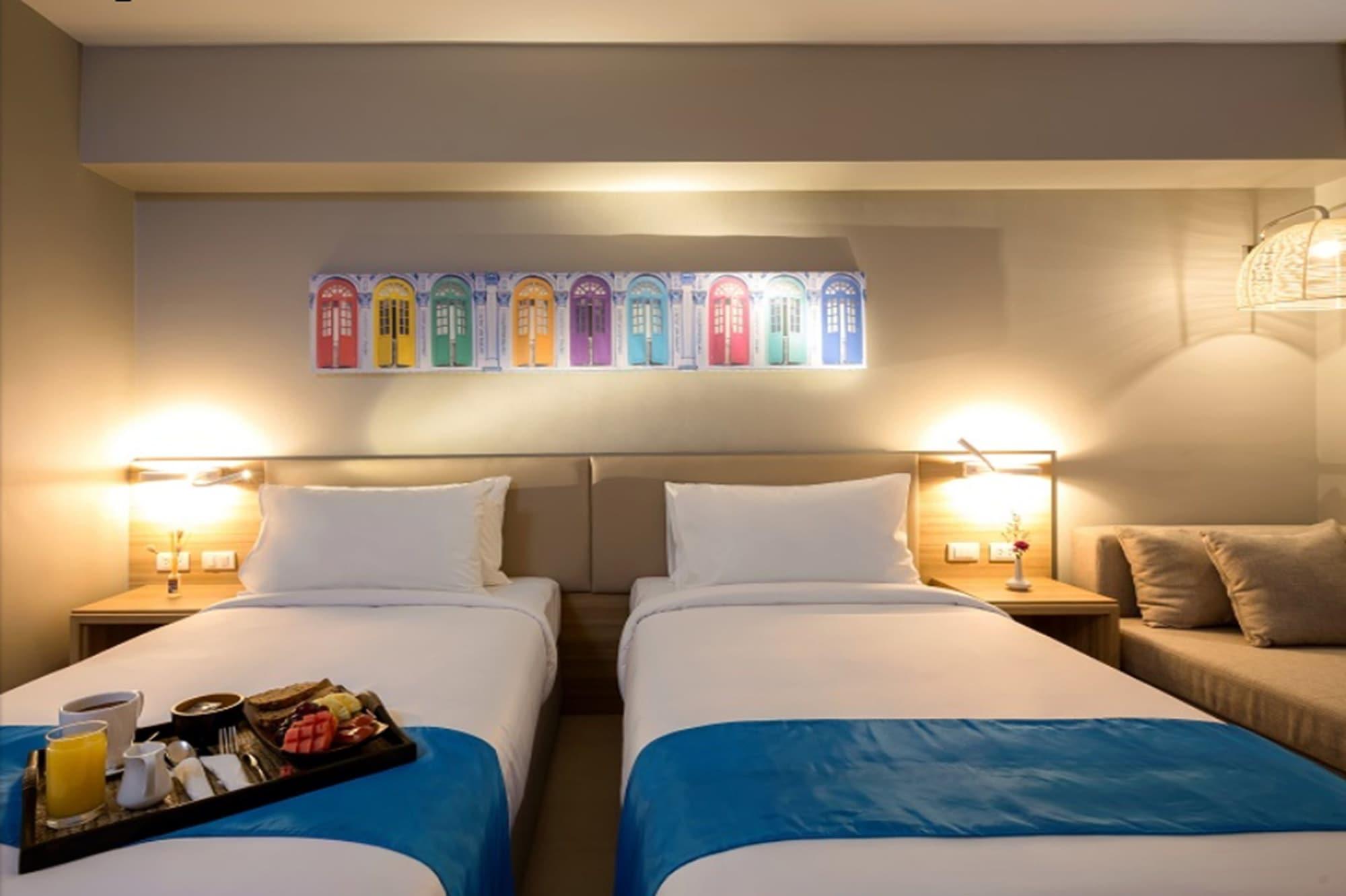 โอ๊ควูด โฮเต็ล เจอร์นีย์ฮับ ภูเก็ต โรงแรม Patong